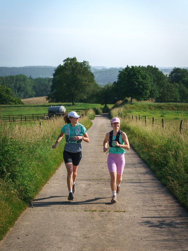 Twee trailrunners in Kluisbergen